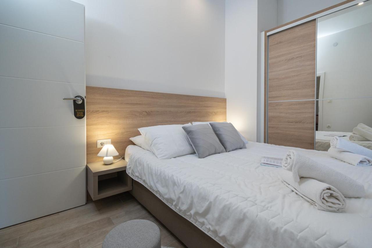Apartments Palace Kolovare Zára Kültér fotó
